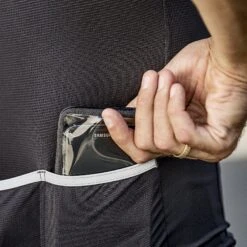 GripGrab Cycling Wallet -KOO shop 9009 01 5 2000x 080bf567 0896 497b 9f72 46ab0f8ba556