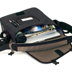 Active Intelligence Daily Courier 15" Laptop Waterproof Bag -KOO shop DailyCourier L feature 1 21041
