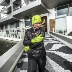 GripGrab Lightweight Thermal Hi-Vis Skull Cap - Yellow -KOO shop GripGrab Hi Vis Running Scenery 02 1 2000x de077d72 3e06 40dd b49e ebd5e1b42690