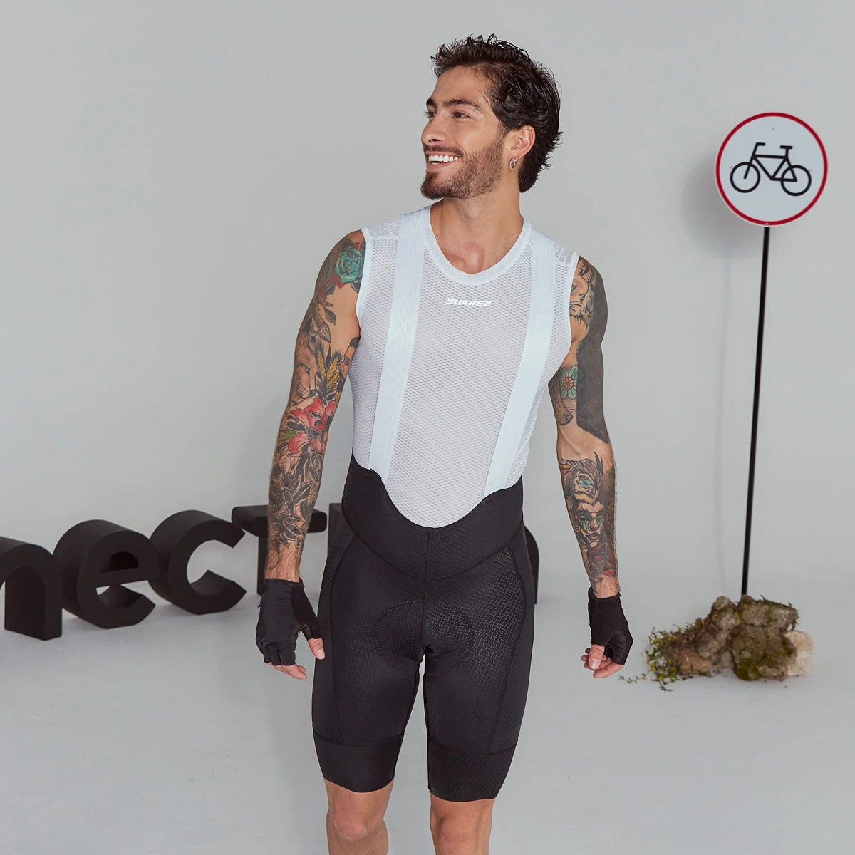 Suarez Pro Hard Bibshort - Black 6 Suarez Pro Hard Bibshort - Black - Image 4