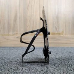 SLF Motion Hyper Bottle Carbon Cage - UD Gloss -KOO shop WhatsAppImage2020 11 14at13.53.28 2
