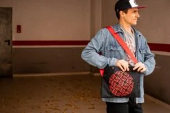 CHPT3 Brompton Club Modern Musette Bag -KOO shop chtp3 brompton club musette hero 2 1920x 9dd0f633 dbfa 4ae6 9f28 0ae60592667c