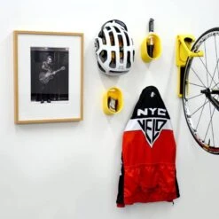 Cycloc Loop Helmet & Accessory Wall Storage - Yellow 11 Cycloc Loop Helmet & Accessory Wall Storage - Yellow -KOO shop cycloc loop 10