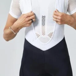 Le Col Pro Women Bibshort - Black/White 27 Le Col Pro Women Bibshort - Black/White -KOO shop detailslider 1580 640x640 crop center fe386e1b d1c1 4f86 9a15 38023c763668