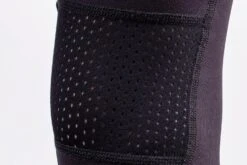 Isadore 3/4 Summer Women Bibshort -KOO shop isadore.com 485 3 4 bib shorts women 2 11957 w1500 h1000 crop flags1 v2