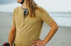 PEdALEd Jary Merino Jersey - Mustard 15 PEdALEd Jary Merino Jersey - Mustard -KOO shop jary all road merino jersey mustard detail front logo pedaled 6