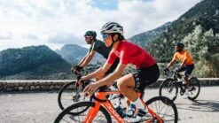 Le Col Pro Women Bibshort - Navy/White 30 Le Col Pro Women Bibshort - Navy/White -KOO shop landscapeslider 287 x725 crop center c57793d2 ab70 42f2 a323 89fe0b2ba0c6