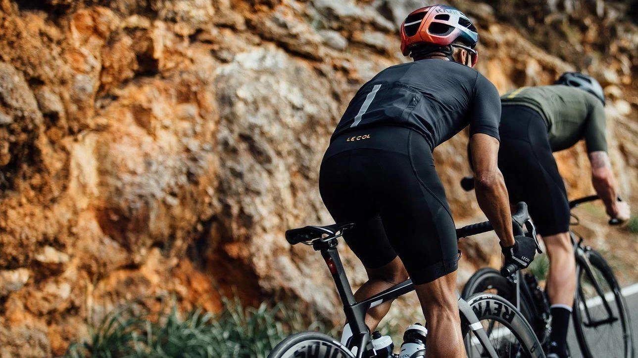 Le Col Hors Categorie Bibshort - Black/Gold 17 Le Col Hors Categorie Bibshort - Black/Gold - Image 15