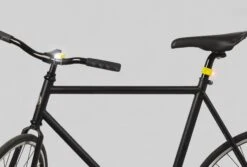 Bookman USB Light - Yellow -KOO shop spinyellow on BikeID gb 2 869bf560 9fc4 479f a5f7 f592f4fb670c